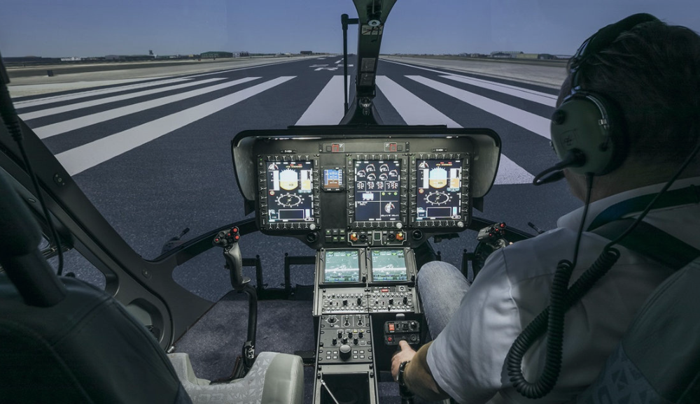 Cabina di pilotaggio dell'Airbus Helicopter H145